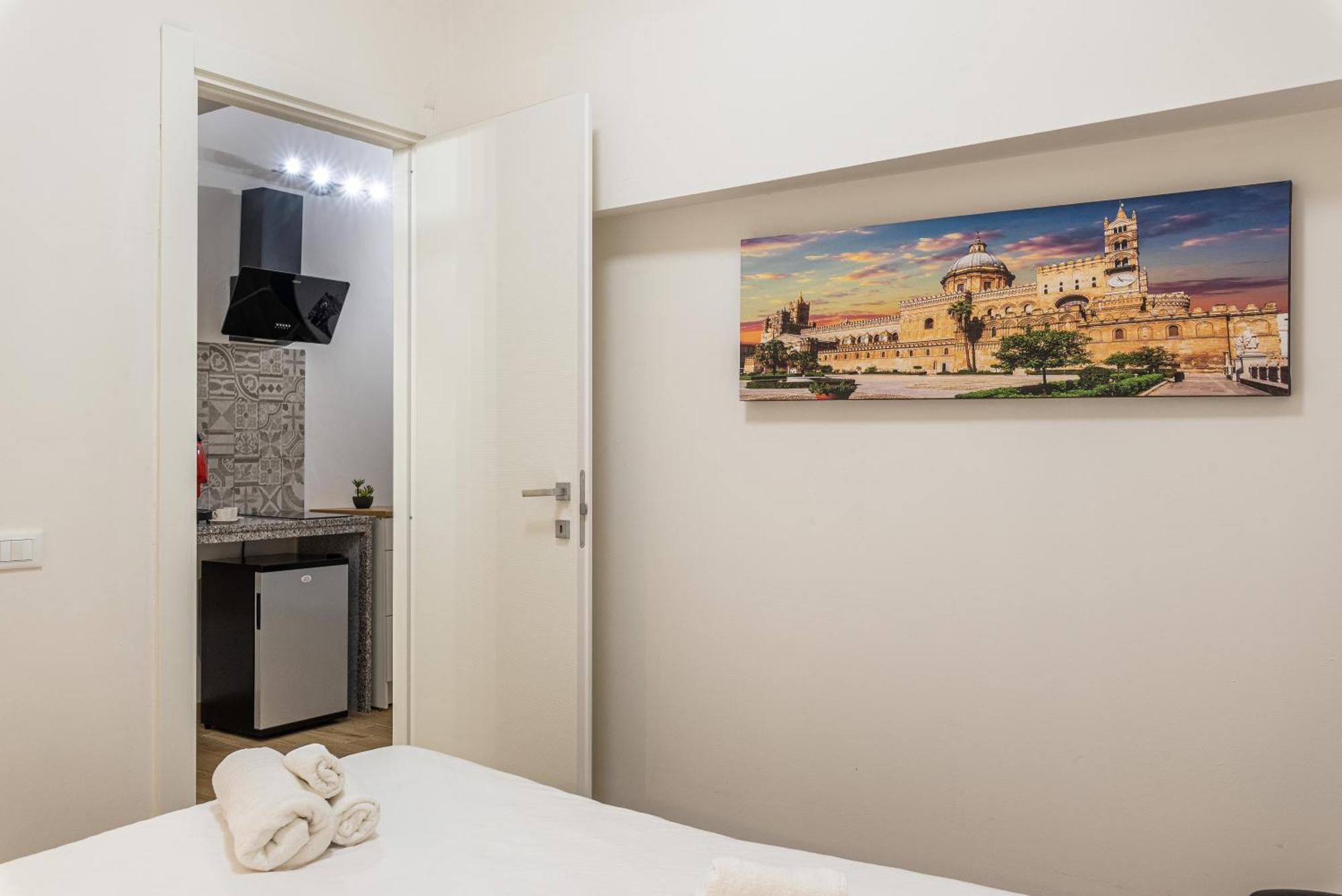 Quattro Canti Rooms Palermo Exterior photo