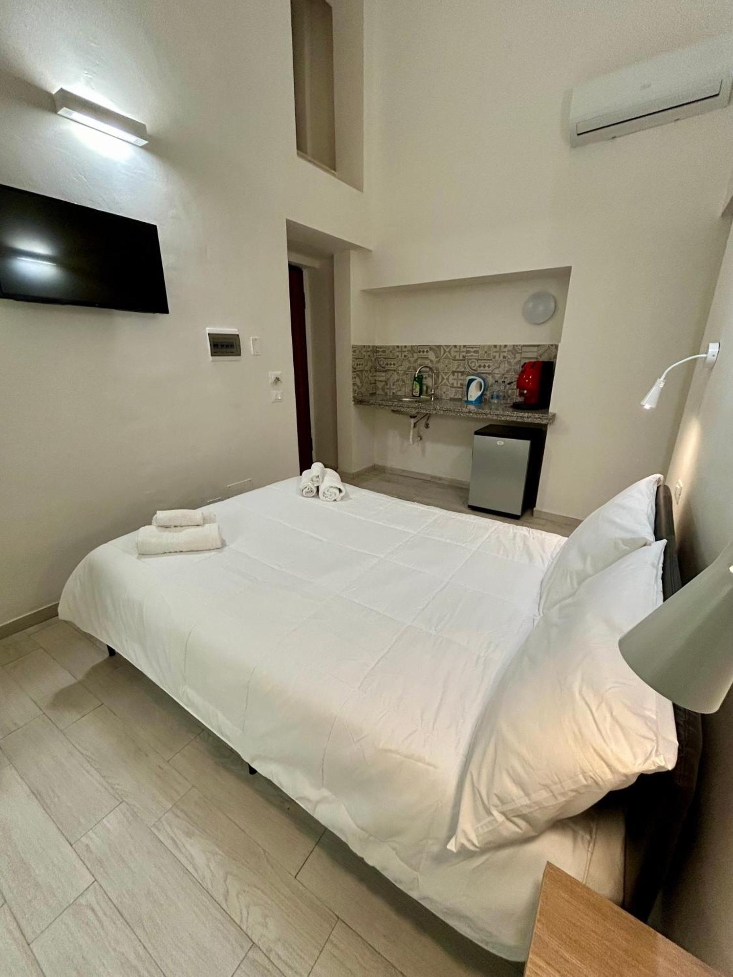 Quattro Canti Rooms Palermo Exterior photo